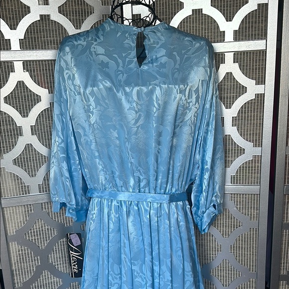 VINTAGE Alexis PLUS size Elegant Light Blue Dress - Picture 8 of 10